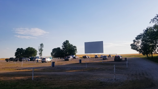 Drive-in Movie Theater «Holiday Drive-IN Theater», reviews and photos, 1055 IN-37, Mitchell, IN 47446, USA