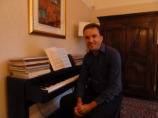 Andrew Edmond - Wedding and Event Pianist, Piano Teacher - Glasgow