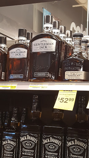 Liquor Store «Liquor Barn», reviews and photos, 1705 N Dixie Hwy #100, Elizabethtown, KY 42701, USA