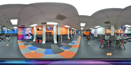 Health Club «Onelife Fitness - Greenbrier Gym», reviews and photos, 600 Jarman Rd, Chesapeake, VA 23320, USA