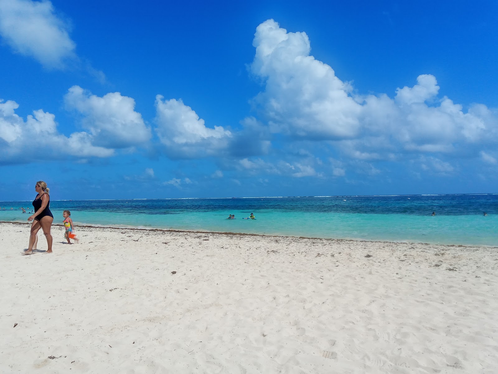 Photo de Playa Puerto Morelos zone des équipements