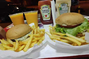 Guiga`s Burgers image