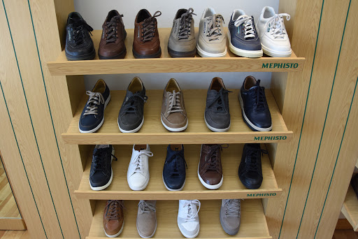Shoe Store «Mephisto Scottsdale», reviews and photos, 7342 E Shea Blvd #104, Scottsdale, AZ 85260, USA