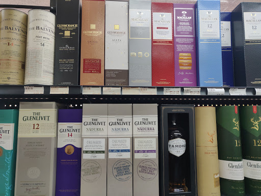 Liquor Store «Empire Liquor- Spirits, Craft Beers, Kegs, Cigars», reviews and photos, 901 W Spring Creek Pkwy #145, Plano, TX 75023, USA