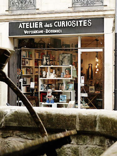 Librairie de livres d'occasion Atelier des Curiosités librairie - Bouquinerie Avignon