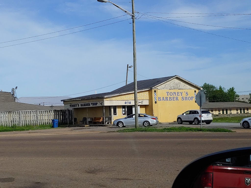 Toney's Barber Shop 38614