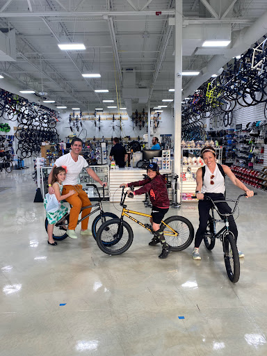 Bicycle Store «Rockwall Cycling», reviews and photos, 939 I-30, Rockwall, TX 75032, USA