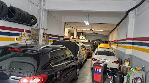 Taller Stefy Cris en Pamplona, Navarra