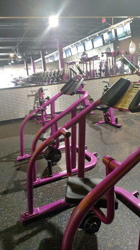 Gym «Planet Fitness», reviews and photos, 3535 W Walnut Ave, Visalia, CA 93277, USA