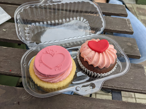 Bakery «Let Them Eat Cake», reviews and photos, 310 C St, Davis, CA 95616, USA