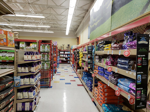 Pet Supply Store «Petco Animal Supplies», reviews and photos, 10383 Reisterstown Rd, Owings Mills, MD 21117, USA