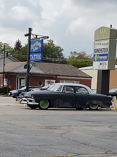 Tattoo Shop «Blue Magic Tattoo», reviews and photos, 366 W Virginia St, Crystal Lake, IL 60014, USA
