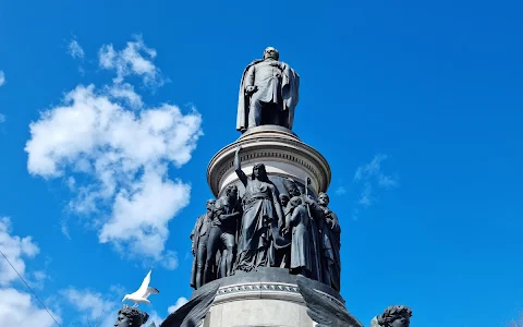 O'Connell Monument image