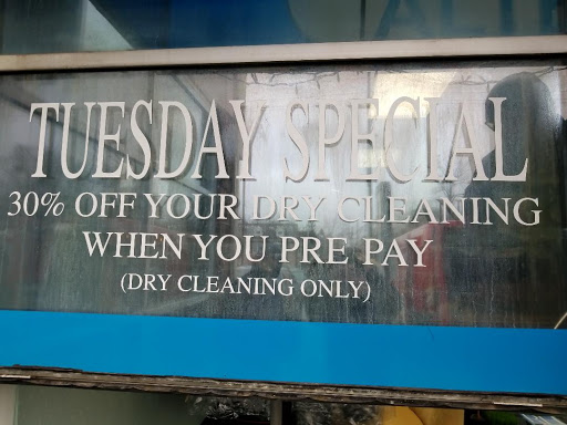 Dry Cleaner «Meadowbrook Alteration Shop», reviews and photos, 3049 E Walton Blvd, Auburn Hills, MI 48326, USA