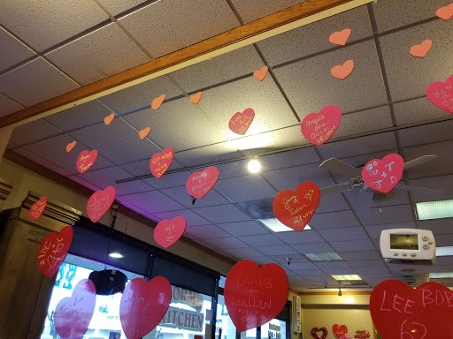 Shopping Mall «Larkfield Shopping Center», reviews and photos, 4754 Old Redwood Hwy, Santa Rosa, CA 95403, USA