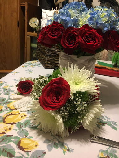 Florist «Fresh and Silk Flowers», reviews and photos, 578 W Army Trail Rd, Carol Stream, IL 60188, USA