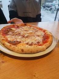 Photo n°60 de La Gazza Ladra à Hallennes-lez-Haubourdin ()