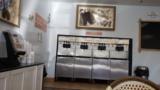 Shopping Mall «Clayton Valley Shopping Center», reviews and photos, 5424 Ygnacio Valley Rd, Concord, CA 94521, USA