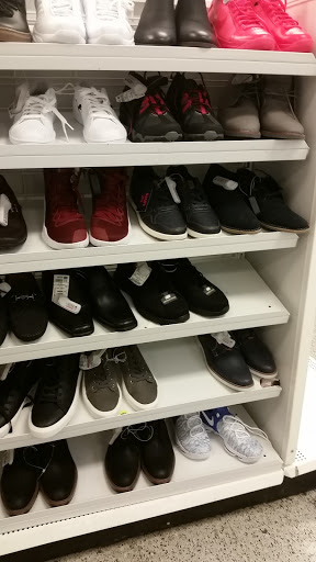 Clothing Store «Ross Dress for Less», reviews and photos, 14200 Baltimore Ave, Laurel, MD 20707, USA