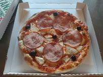 Pepperoni du Pizzas à emporter Titi Pizz’ à Saône - n°3