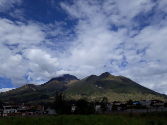 La compania Otavalo - Otavalo