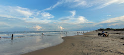 Foto di Nemam Beach con dritto e lungo