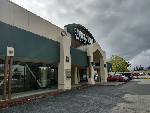 Book Store «Barnes & Noble», reviews and photos, 3600 Stevens Creek Blvd, San Jose, CA 95117, USA