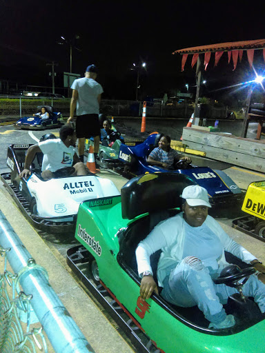 Amusement Park «Fun Time Square», reviews and photos, 11901 S Cicero Ave, Alsip, IL 60803, USA