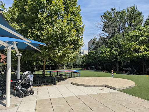 Park «Margaret Donahue Park», reviews and photos, 1230 W School St, Chicago, IL 60657, USA