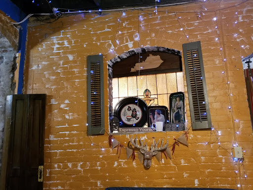 Coffee Shop «The Creme Coffee House», reviews and photos, 109 E 2nd St, Owensboro, KY 42303, USA