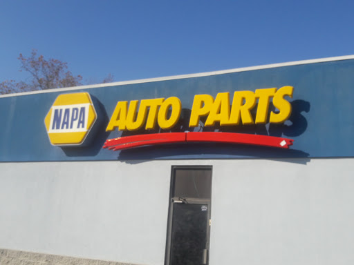 Auto Parts Store «NAPA Auto Parts - Fairfax Auto Parts», reviews and photos, 9020 Centreville Rd, Manassas, VA 20110, USA