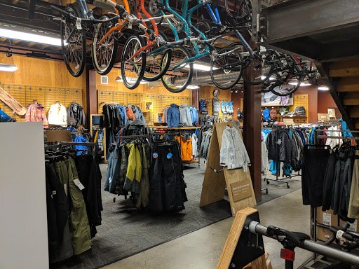 Camping Store «REI», reviews and photos, 840 Brannan St, San Francisco, CA 94103, USA