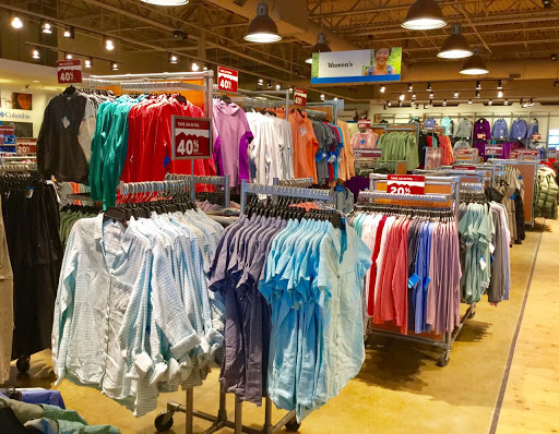Sportswear Store «Columbia Sportswear Outlet Store at Tanger Outlet Center», reviews and photos, 6699 N Landmark Dr e, Park City, UT 84098, USA
