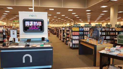 Book Store «Barnes & Noble», reviews and photos, 3120 Fairlane Dr, Allen Park, MI 48101, USA