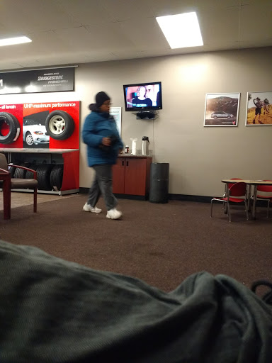 Tire Shop «Firestone Complete Auto Care», reviews and photos, 29200 Plymouth Rd, Livonia, MI 48150, USA