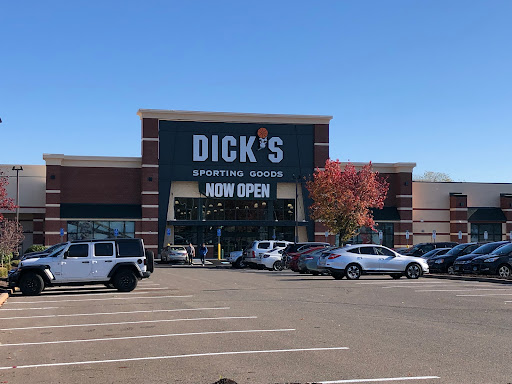 DICK'S Sporting Goods