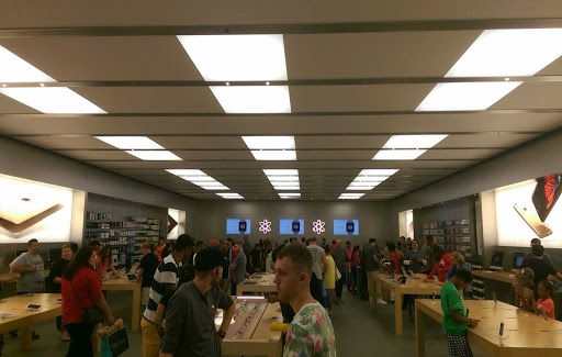 Computer Store «Apple Polaris Fashion Place», reviews and photos, 1500 Polaris Pkwy, Columbus, OH 43240, USA