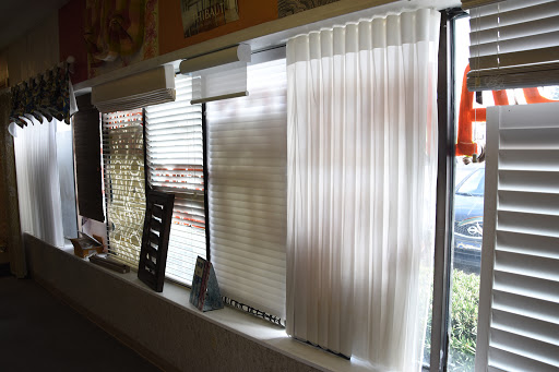 Wallpaper Store «Wallpaper Warehouse Interiors», reviews and photos, 5700 Manatee Ave W, Bradenton, FL 34209, USA