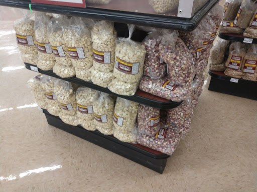 Shopping Mall «La Sierra Plaza Shopping Center», reviews and photos, La Sierra Ave, Riverside, CA 92505, USA