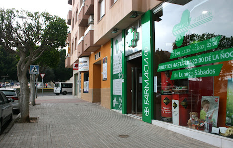 Farmacia Gil Vivas Pérez (Farmacia Pabellón) P.º las Lomas, 123, 04700 El Ejido, Almería, Spagna