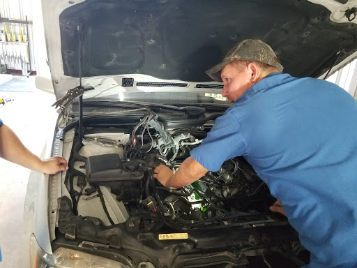 Auto Repair Shop «Goose Automotive, LLC», reviews and photos, 1422 N Colorado St, San Antonio, TX 78207, USA