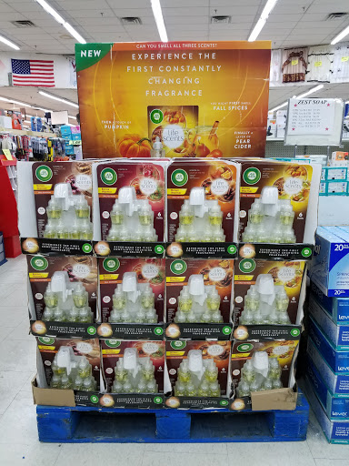 Department Store «Liberty Department Stores II», reviews and photos, 54-30 Myrtle Ave, Ridgewood, NY 11385, USA