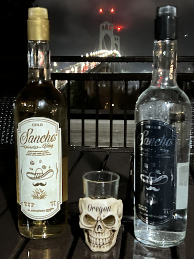 Liquor Store «Menlo Park Liquor Store», reviews and photos, 11936 NE Glisan St, Portland, OR 97220, USA