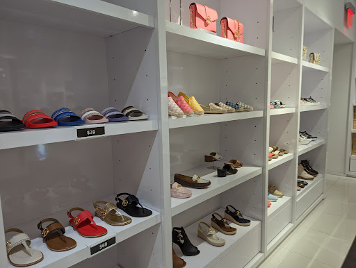 Fashion Accessories Store «Michael Kors», reviews and photos, 27 N Michigan Ave, Atlantic City, NJ 08401, USA