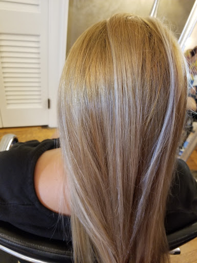 Day Spa «Iridescence Salon & Spa», reviews and photos, 1412 E Market St, York, PA 17403, USA