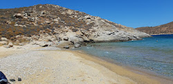 Paralia Karavi'in fotoğrafı çok temiz temizlik seviyesi ile