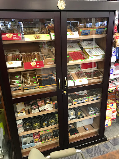 Tobacco Shop «Maryland Tobacco», reviews and photos, 1375 Maryland Ave E, St Paul, MN 55106, USA
