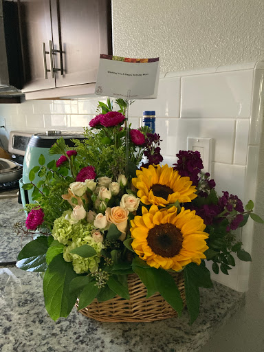 Florist «Irvine Village Flowers», reviews and photos, 15415 Jeffrey Rd #102, Irvine, CA 92618, USA