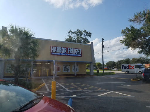 Hardware Store «Harbor Freight Tools», reviews and photos, 3814 S Orlando Dr, Sanford, FL 32773, USA