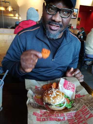 Shopping Mall «North & Sheffield Commons», reviews and photos, 1000 W North Ave, Chicago, IL 60642, USA